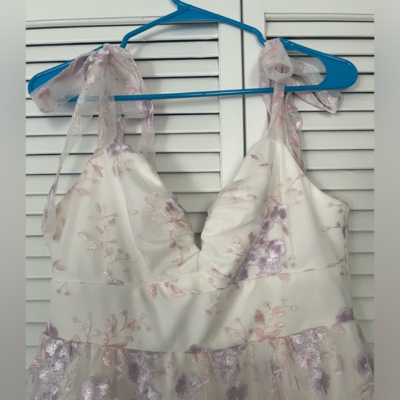 Lulu’s Distinctly Sweet White Floral Embroidered Tie-Strap Midi Dress. - Picture 5 of 7